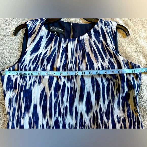 Jones New York Fully Lined Sleeveless Blouse size 8 - Picture 6 of 9